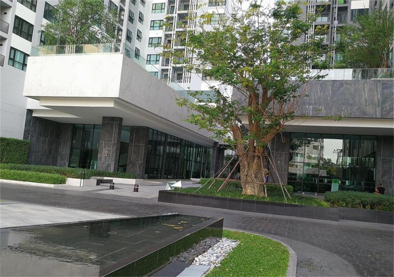 The Base Pattaya Condo Exterior photo